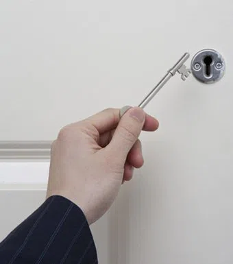 Father Son Locksmith Store Pittsburgh, PA 412-387-9468 - key-making